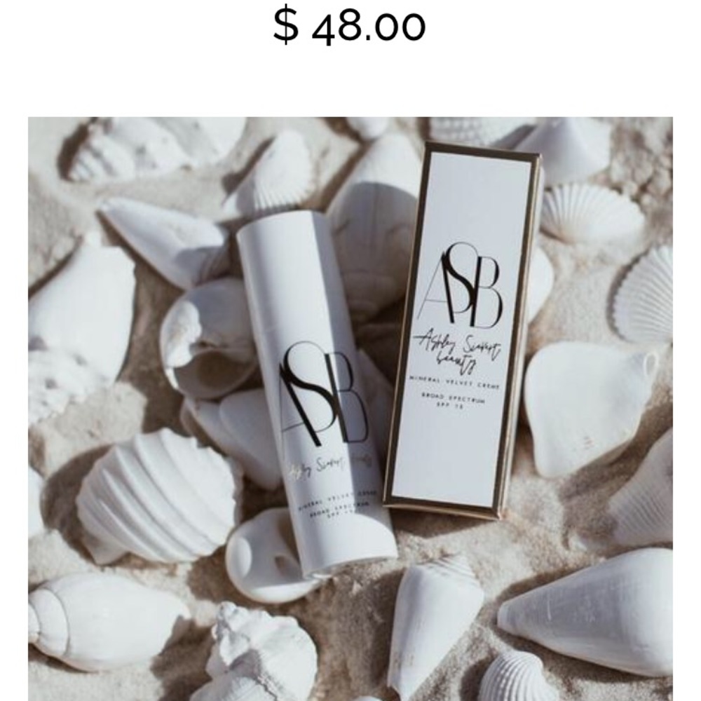 Ashley Sievert Mineral Velvet Cream in LA